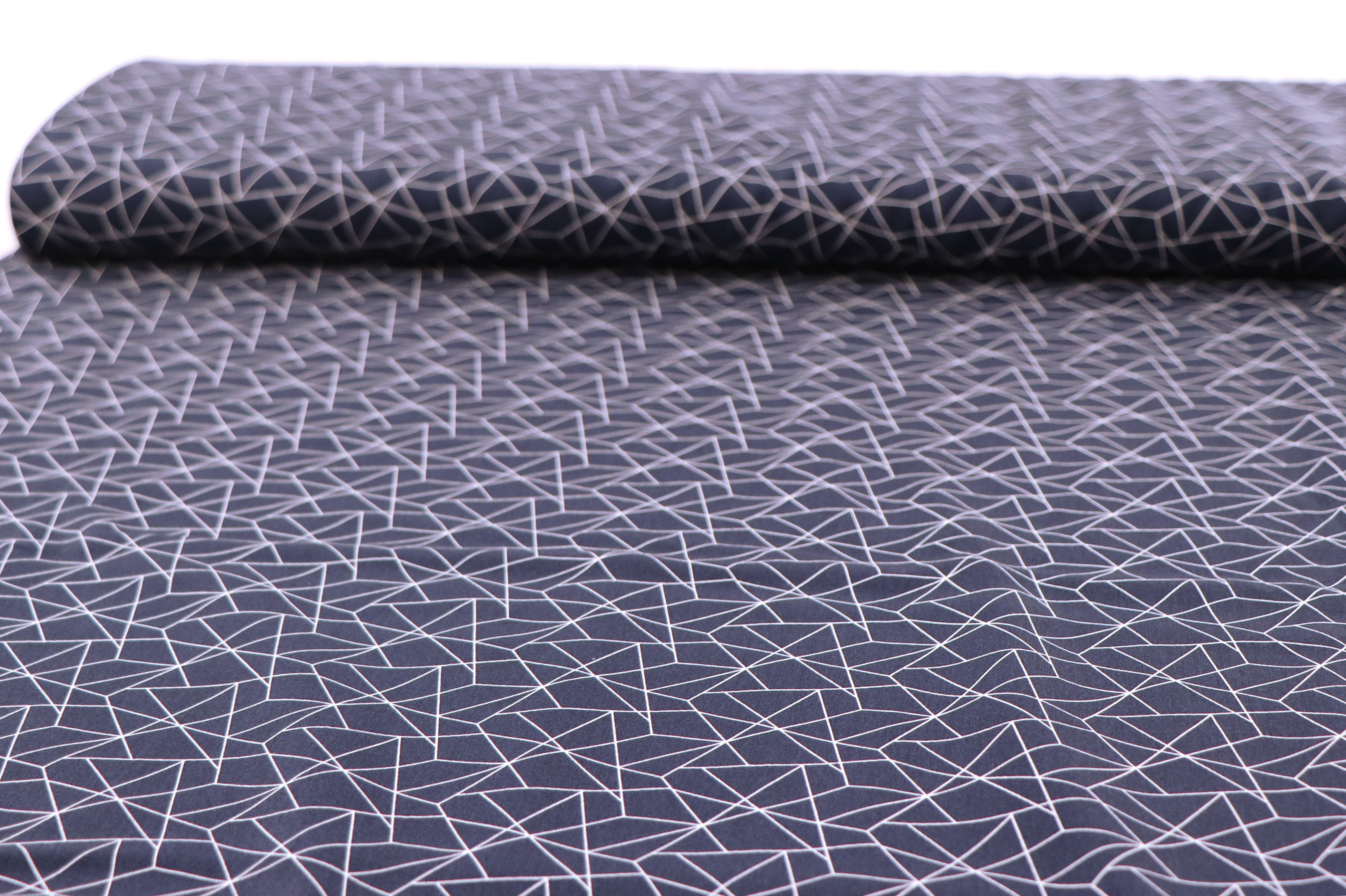 Popeline di cotone, motivo geometrico su blu scuro