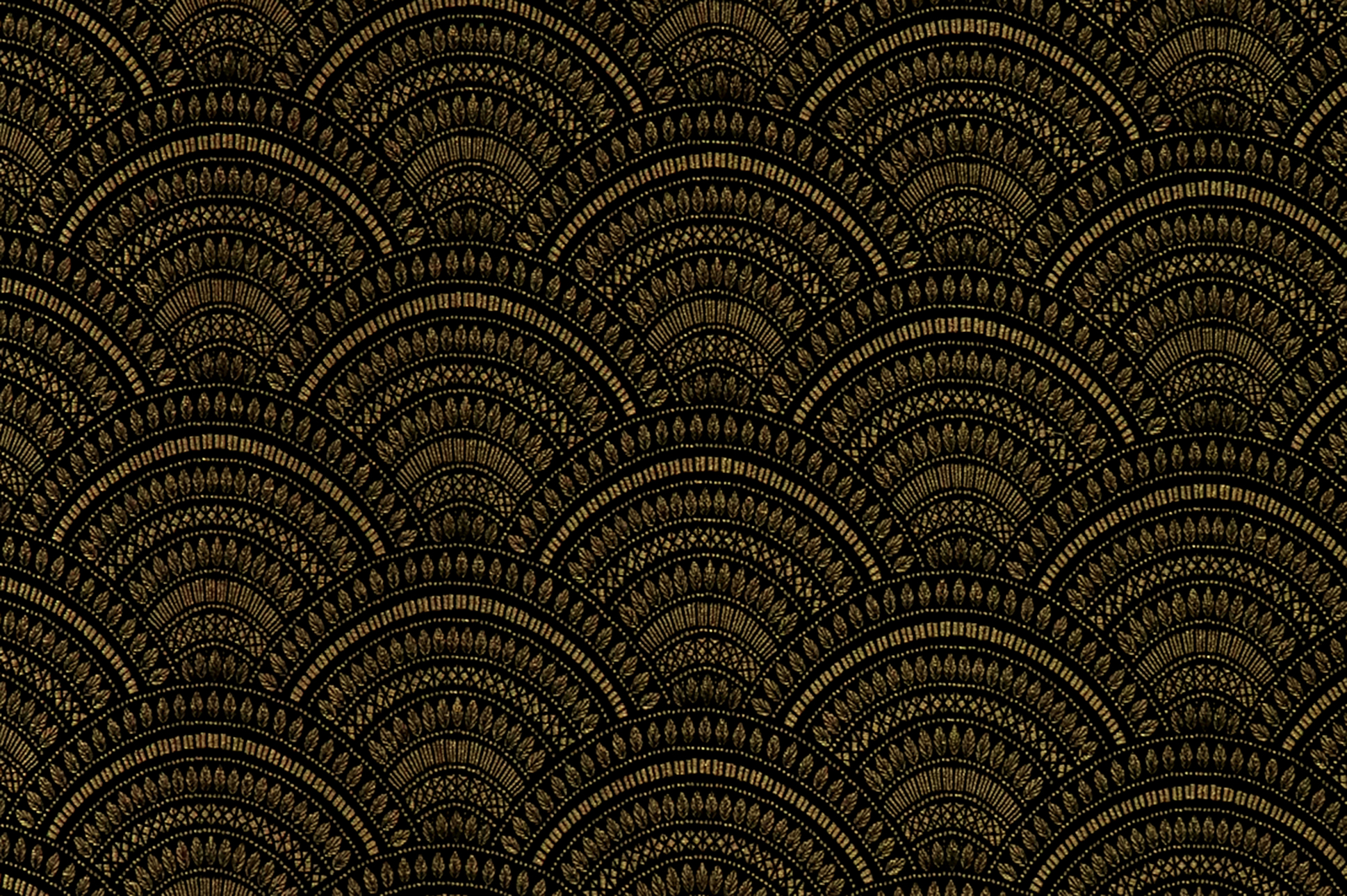 Tessuto per decorazioni, Dore, ornamenti in oro e nero